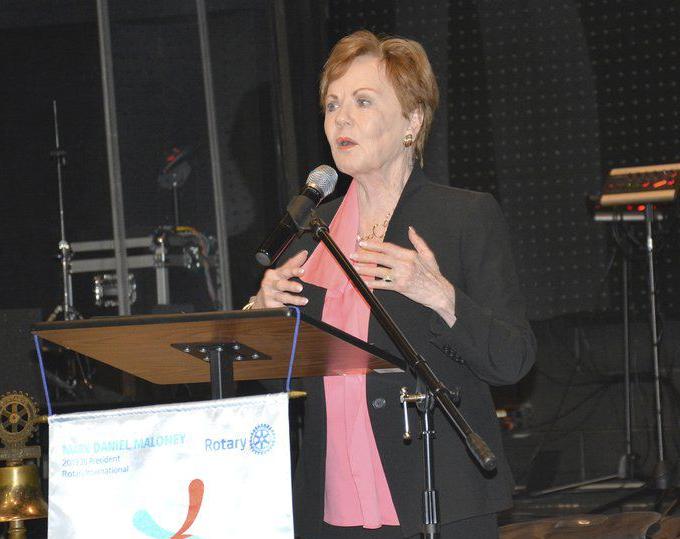 Granger talks China, border to Rotary Club